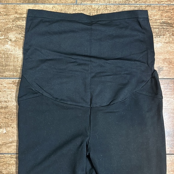 Time and Tru Maternity Leggings in (BLACK SOOT) (S) (4-6) - Picture 7 of 11